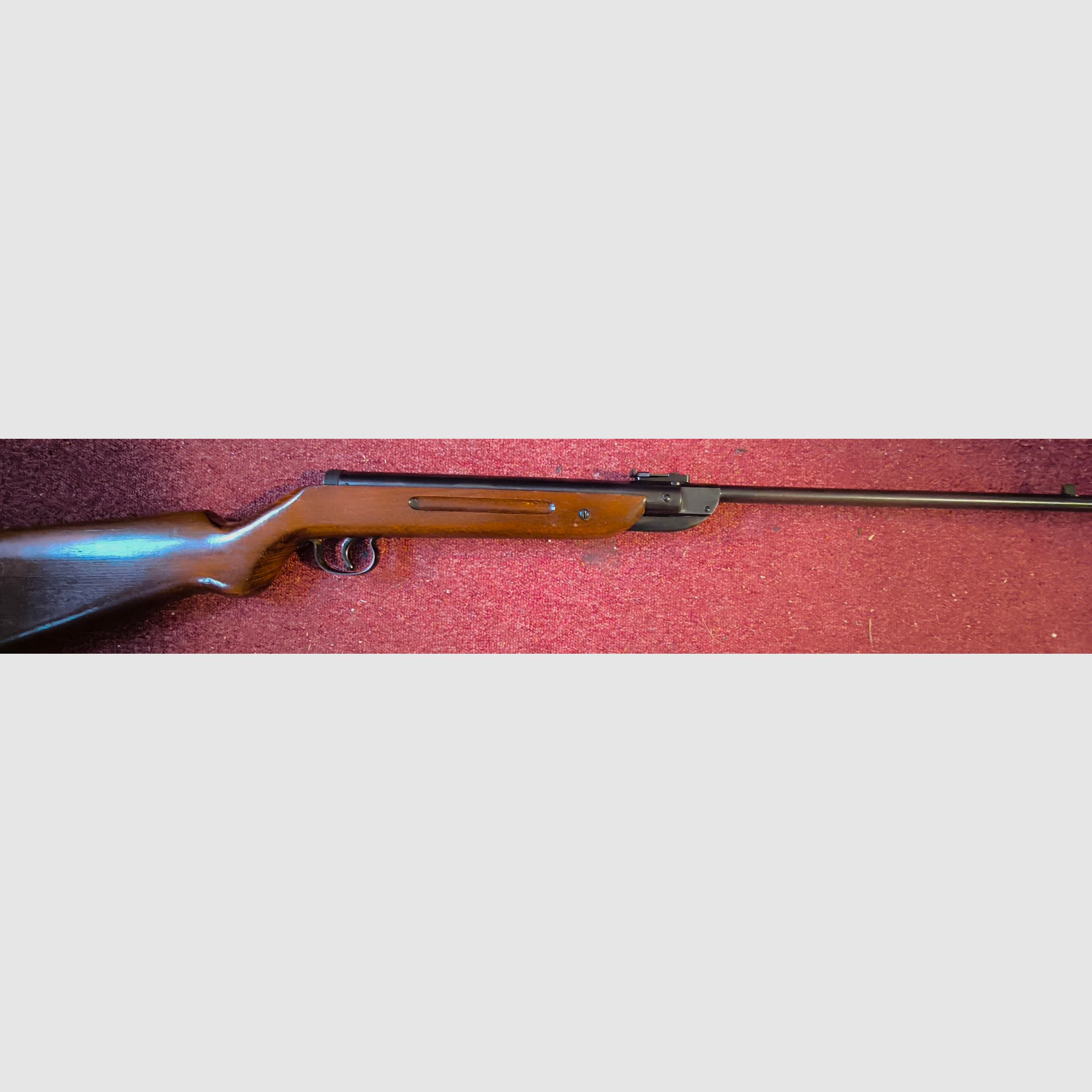 Attention collectors!! Diana 25, year of manufacture 1956, without F-mark, made in West Germany in caliber 4.5mm, in top condition!! Used, but like new!!