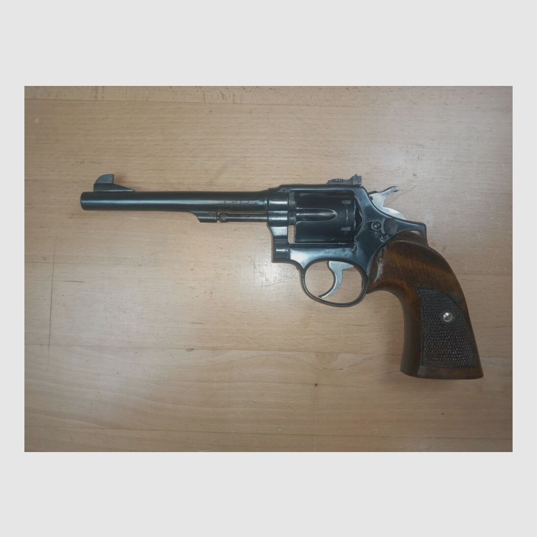 Smith & Wesson / Parker Hale M&P aptiert auf .22lr