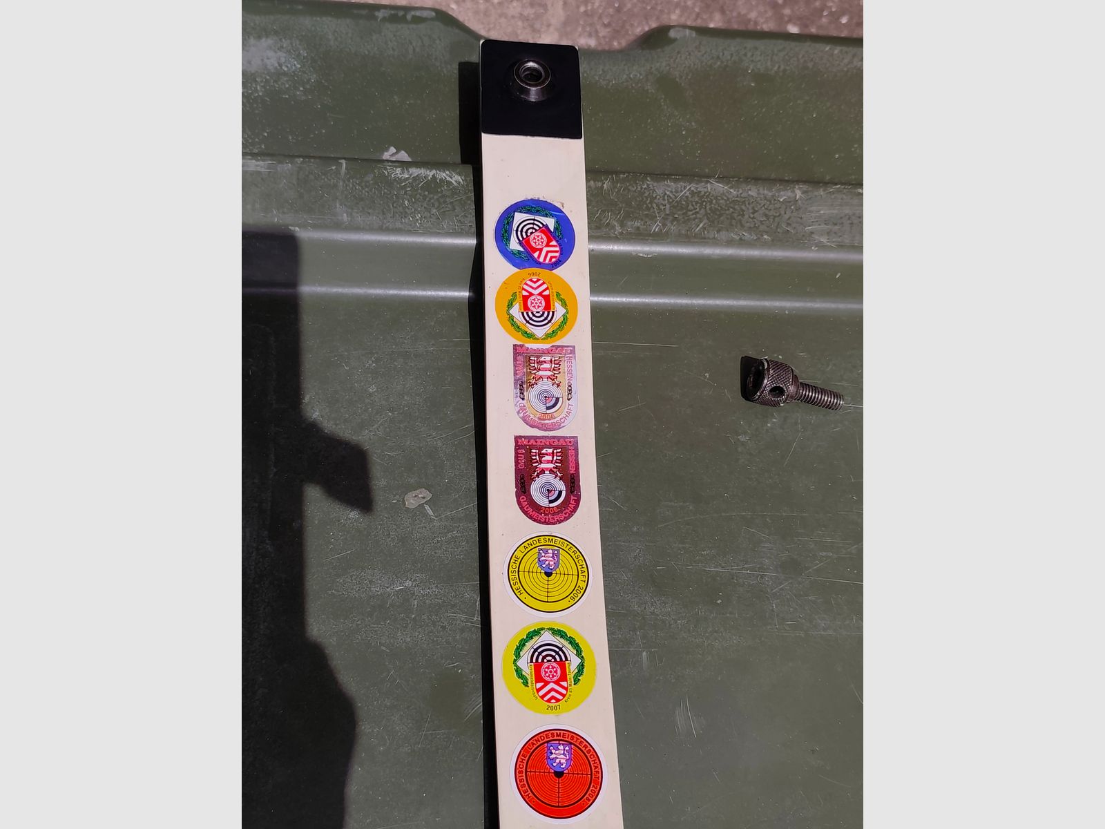 Samick recurve bow 68" / 28 lbs with extensive accessories and competition history