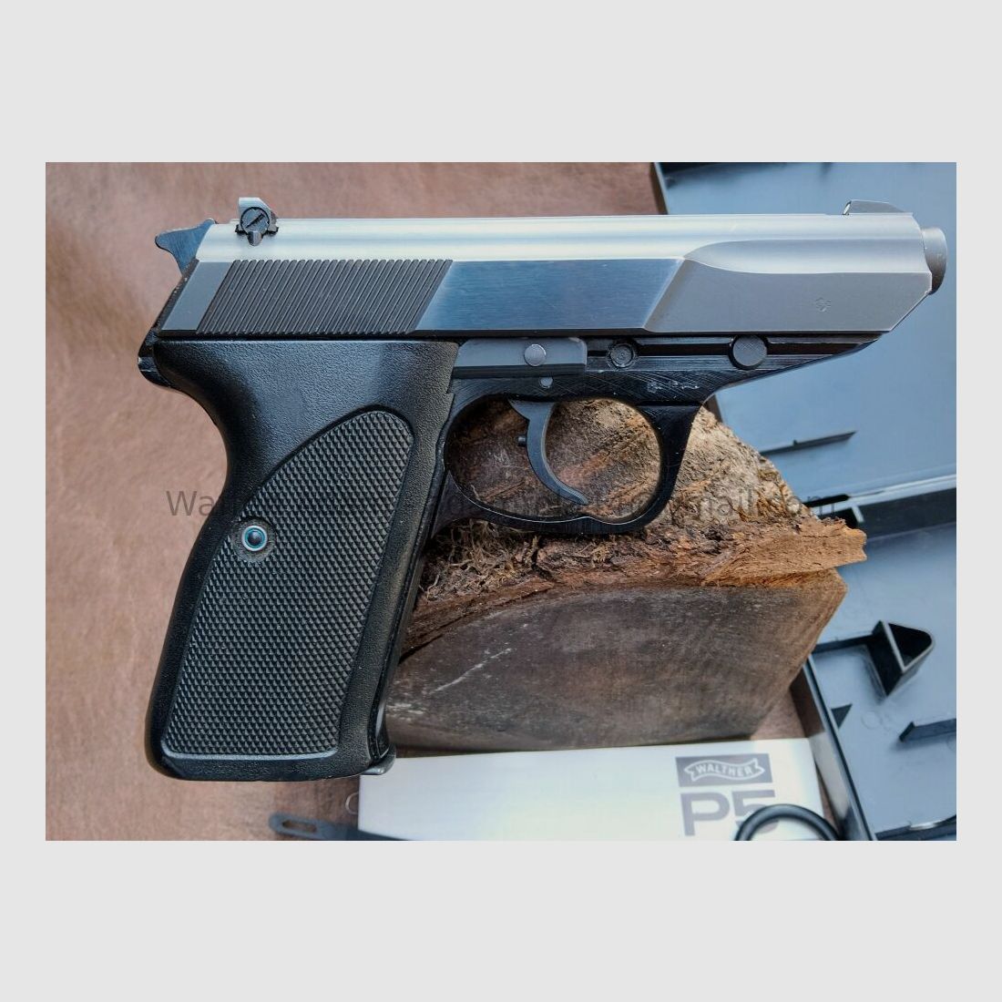 Walther P5