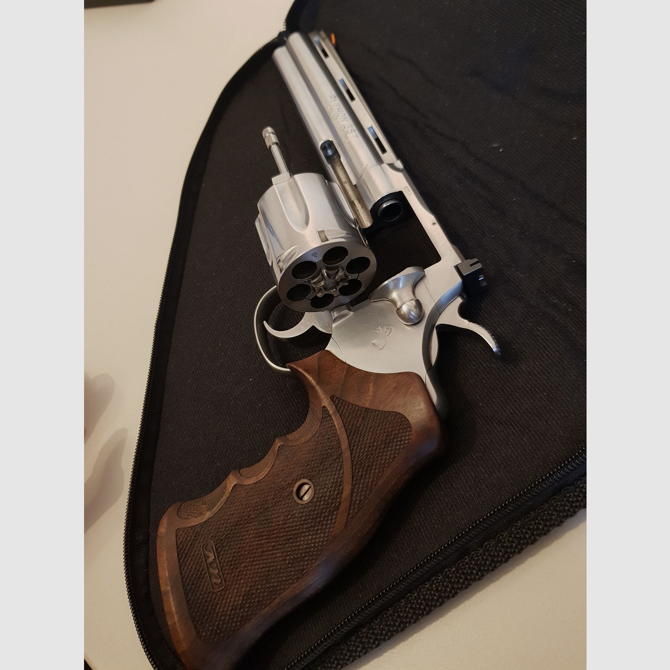 Colt Python .357Mag, 6 Zoll, Stainless