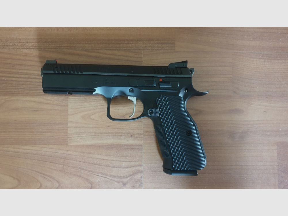 -CZ- Shadow 2 single action only 1291g