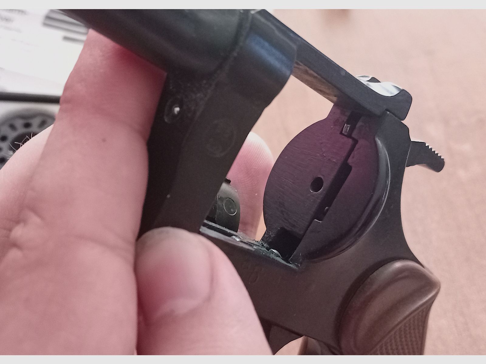 Cuno Melcher ME86 Kal. 6mm Knall/ PTB 205 compleet met verpakking en reserve magazijn!