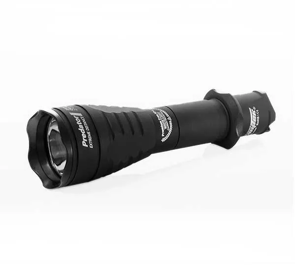 Latarka taktyczna Armytek Predator XP-L HI White