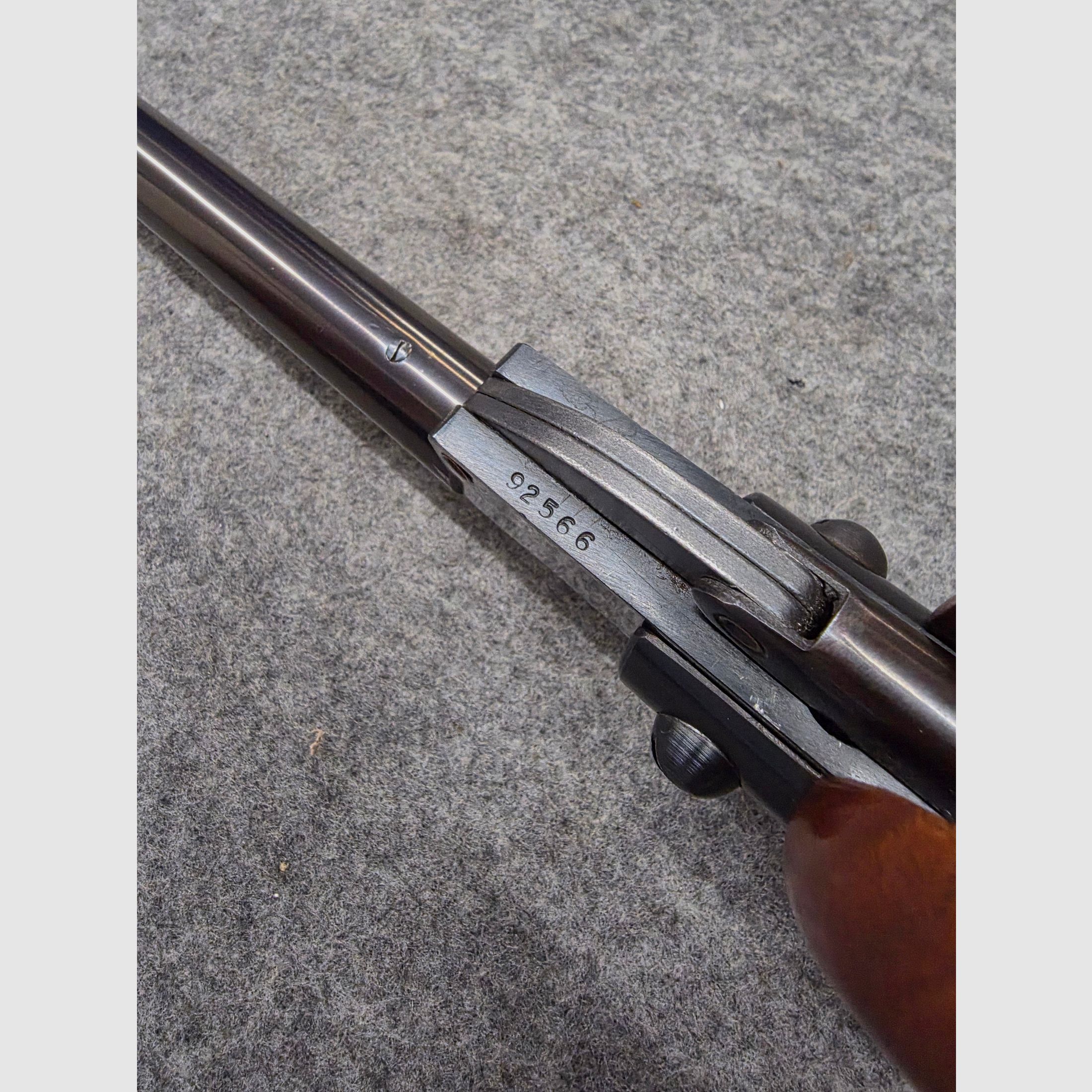 Zeer oude BURGO wierook HW55 T met Tiroler walnootkolf Knicker luchtgeweer zonder F-teken uit de jaren 60 cal. 4,5mm Diabolo