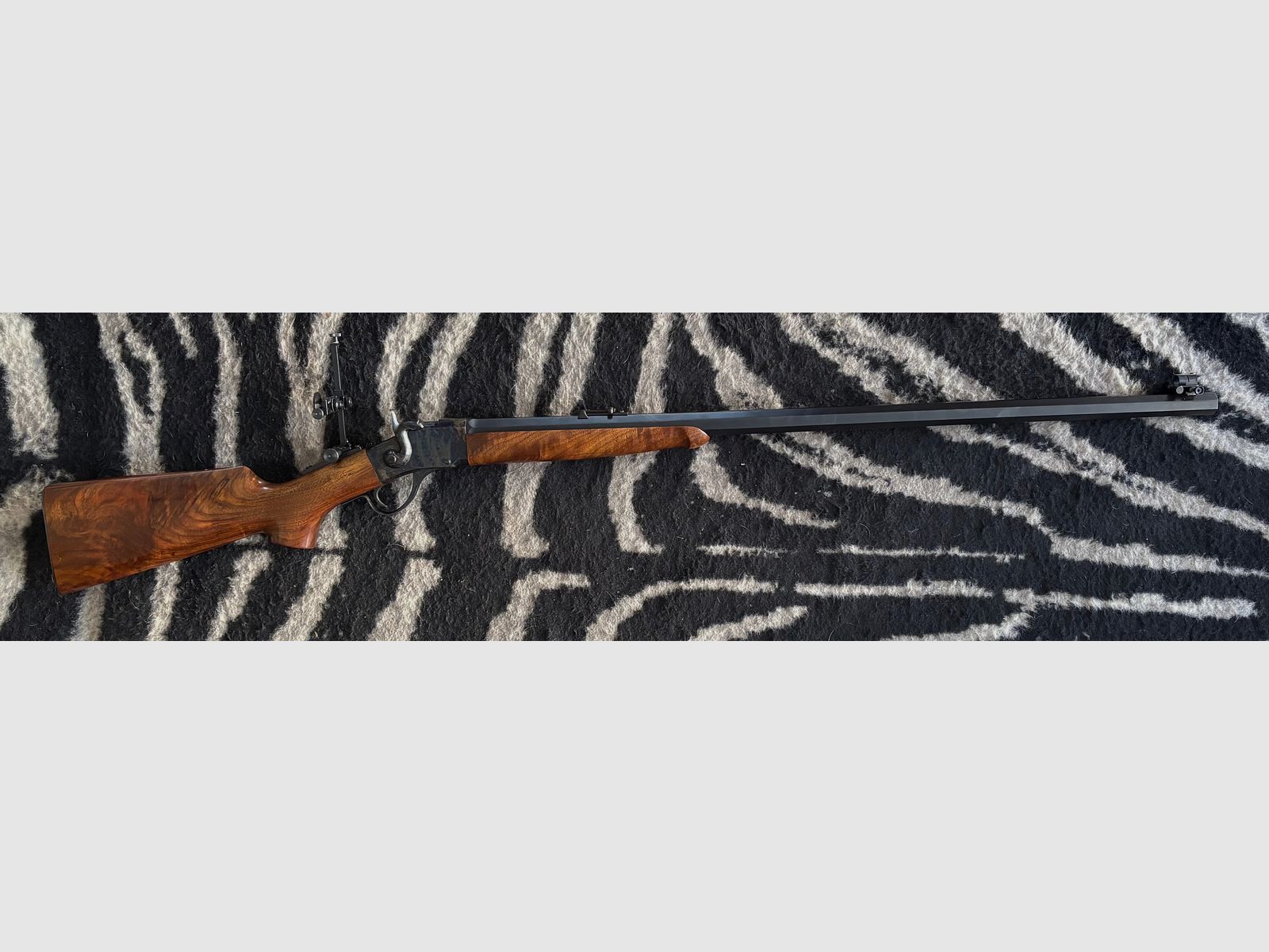 Blockbüchse SHARPS 1875 Kaliber 45/70 Gov. van C.Sharps Montana gloednieuw