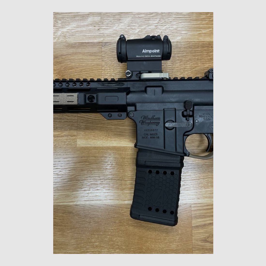 sportlich nutzbar! Windham Weaponry WW-15 halbautom. Büchse .223Rem 16" Lauf mit Mid-Length Gas System - super Basis für Tuning Projekt - System AR15 Typ AR-15 mit Midwest Combat Handschutz + BCMGUNFIGHTER Teile + Magpul Parts