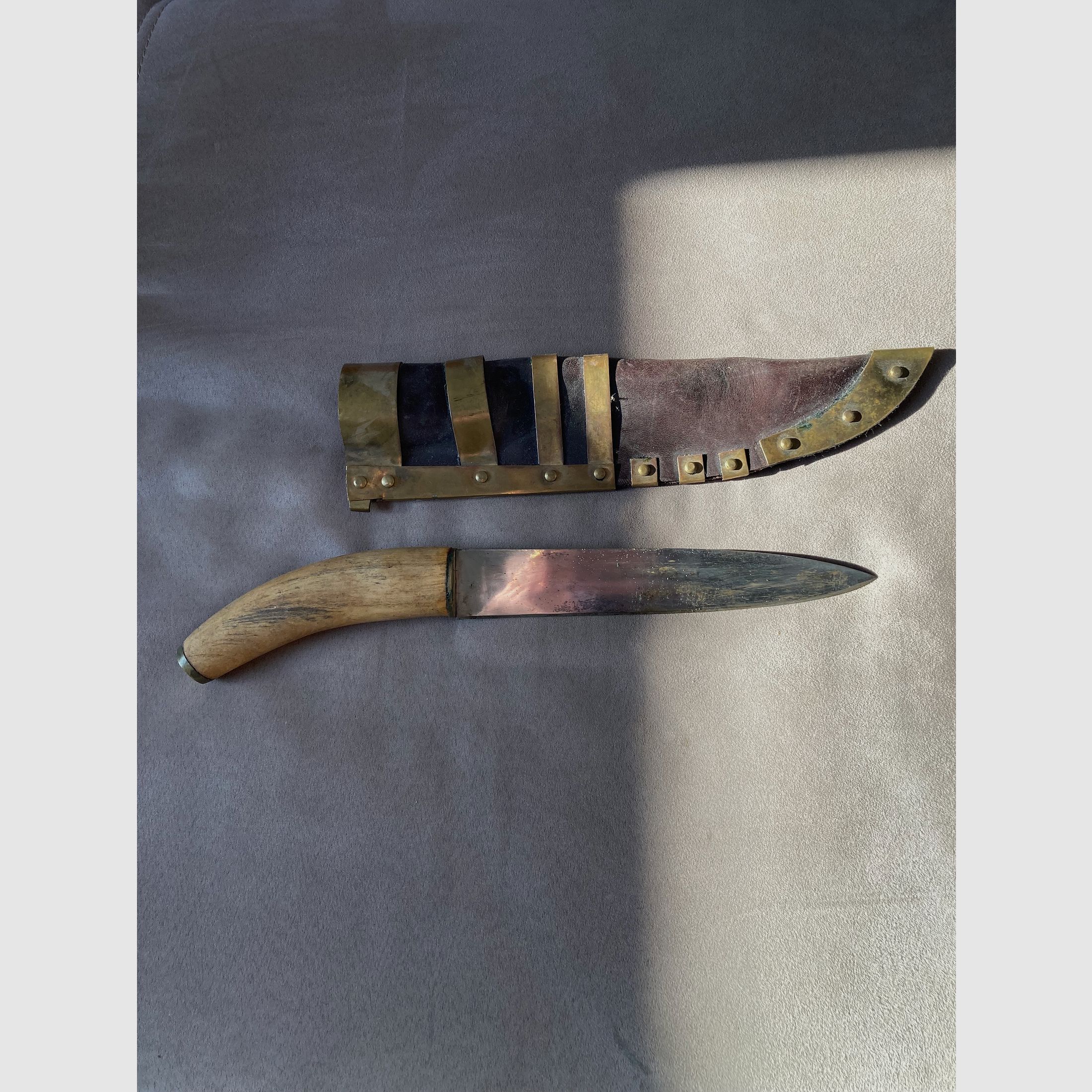 Orig, Oslo Viking sword with one-handed axe and Sax knife