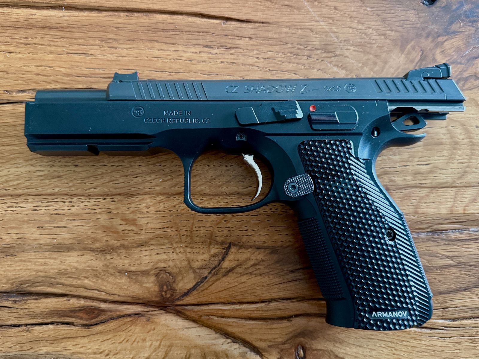 CZ Shadow 2 Black Poly, 9 mm Luger / 9x19, incl. 6 magazines