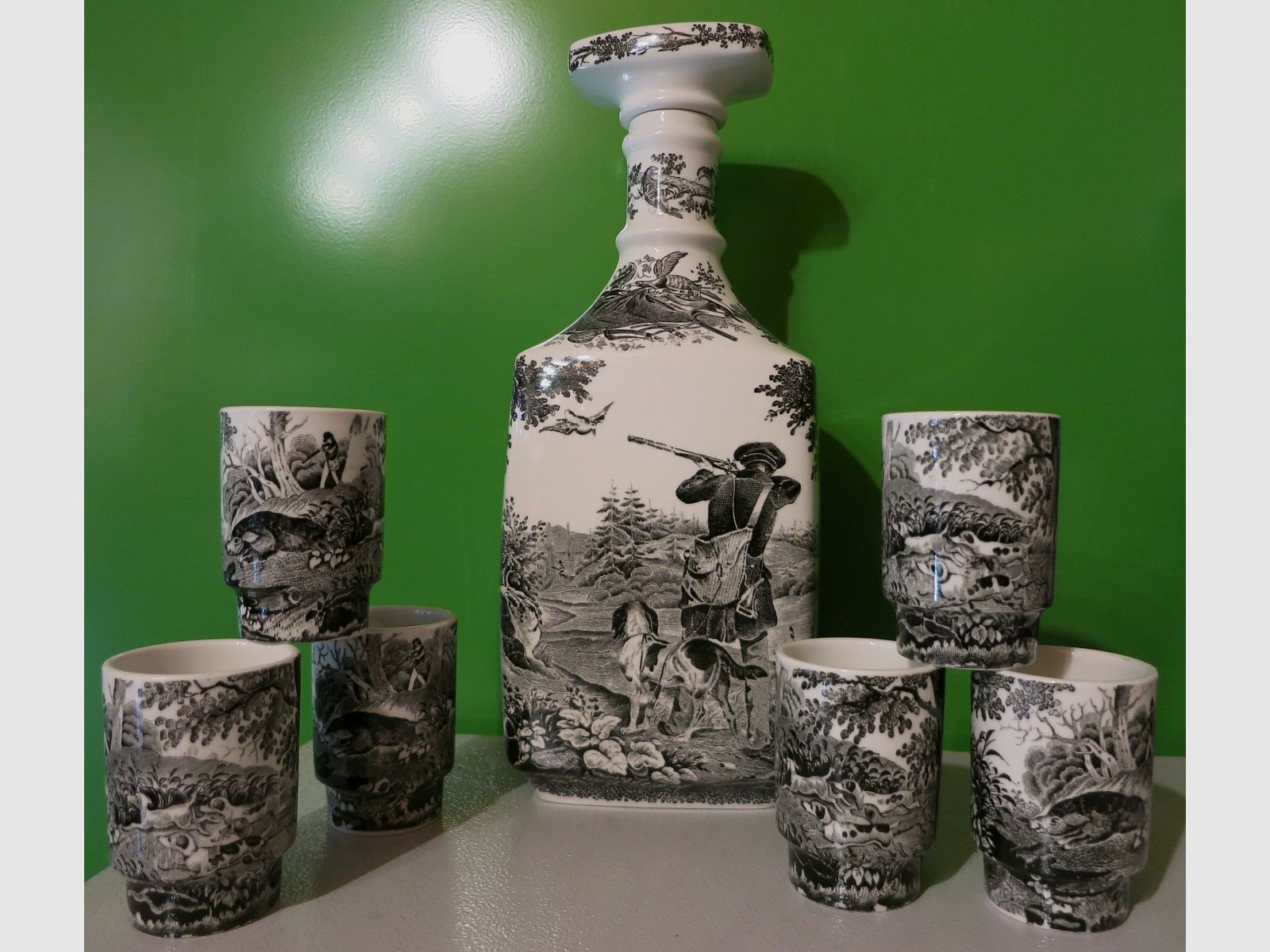 Villeroy & Boch Schnapsset Dekor "Artemis", Flasche + 6 Stamper, Vitro-Porzellan -