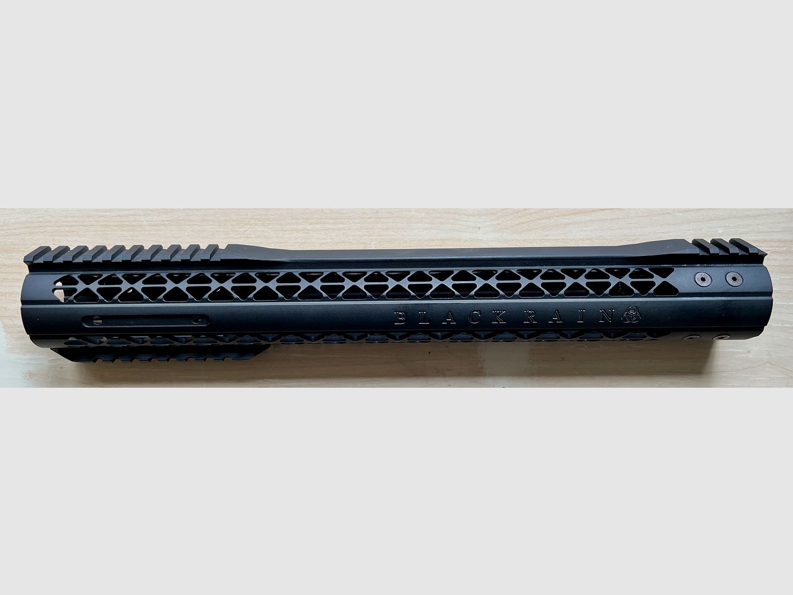 Black Rain Ordnance AR15 Handguard 15″ Freefloat Rail Picatinny – BRO – selten – neu