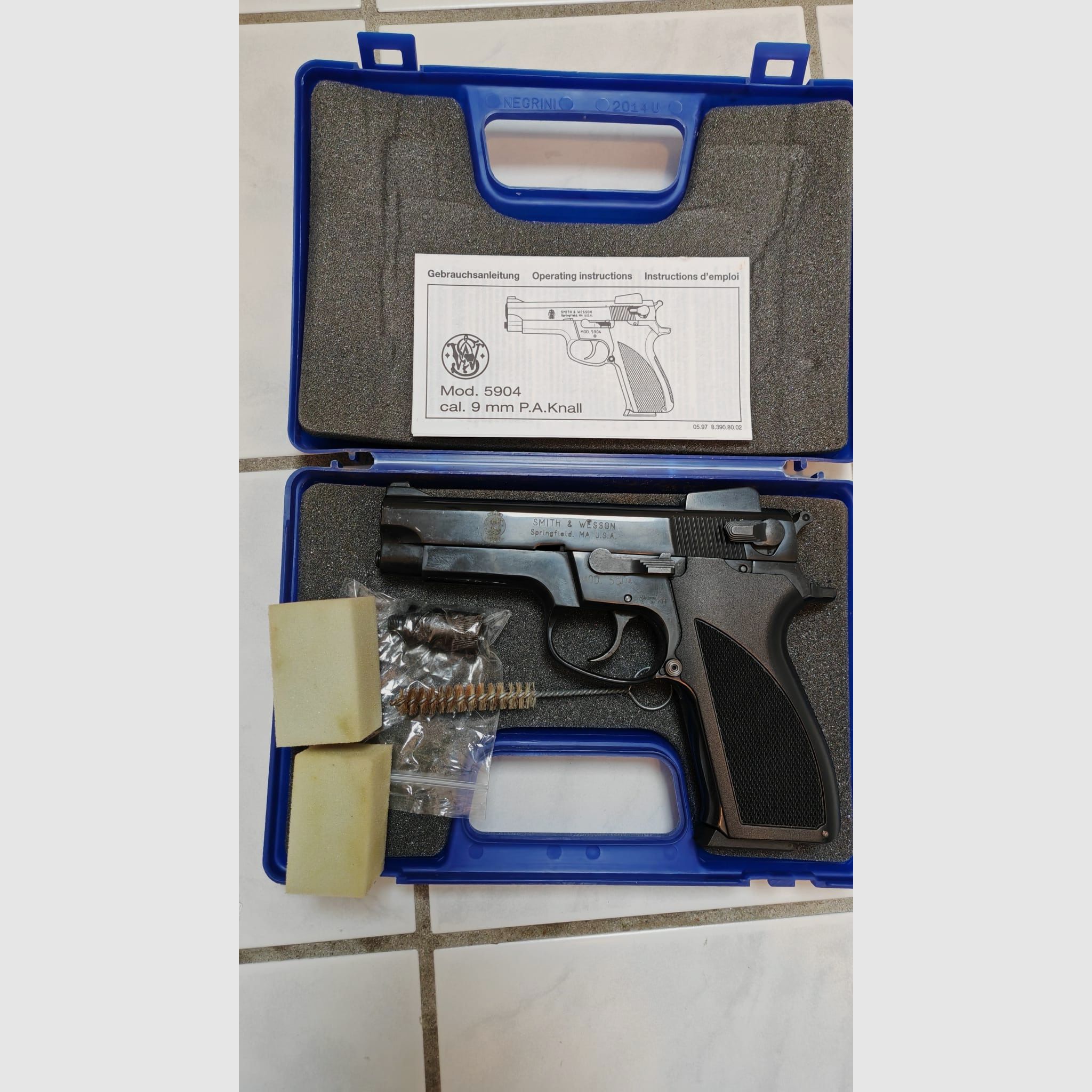 Smith & Wesson Mod. 5904 Schreckschuss Pistole brüniert / gebeizt | Kal. 9mm P.A.K. | PtB 604  | zzgl. div. 9mm Kartuschen erwerbbar