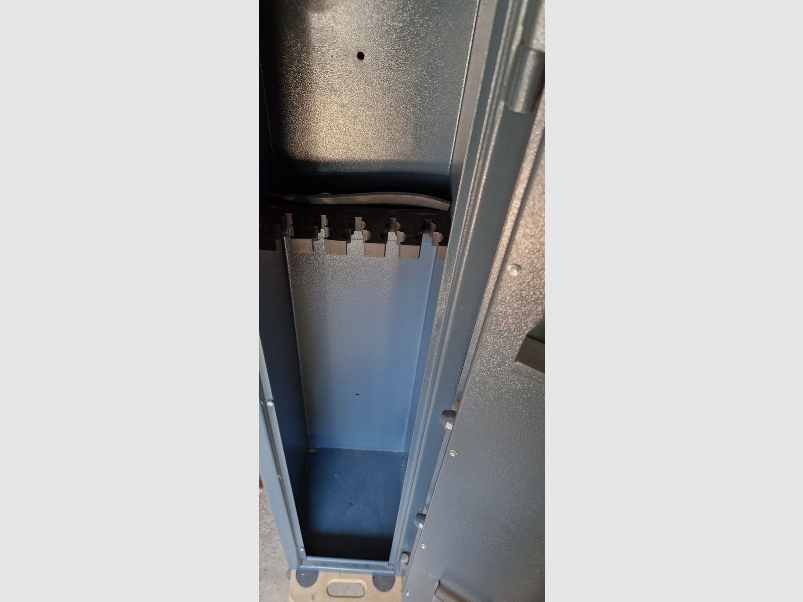 Langwaffenschrank Burg Wächter A 64kg