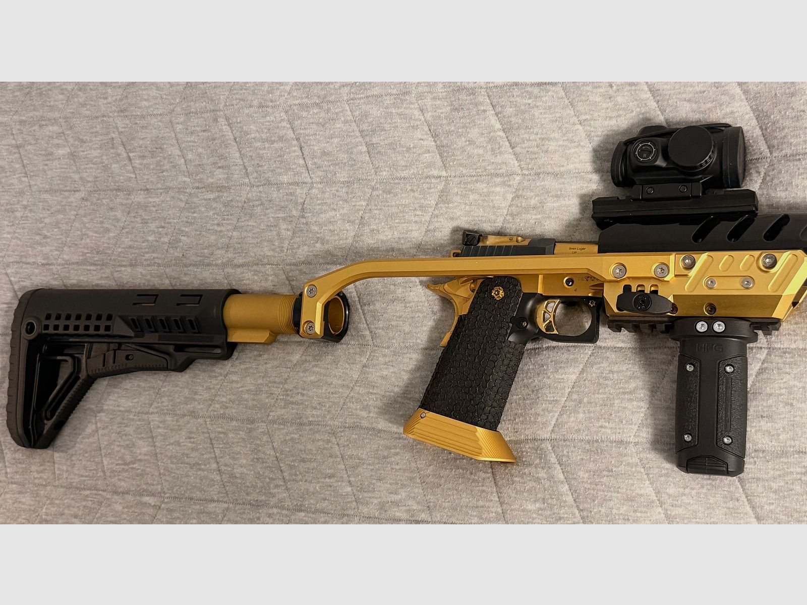 IPSC Standard Optic STI 2011 HPS Guns Range Master 5.4“ with front cut, Picatinny rail weapon is optic ready and Odin2 stock