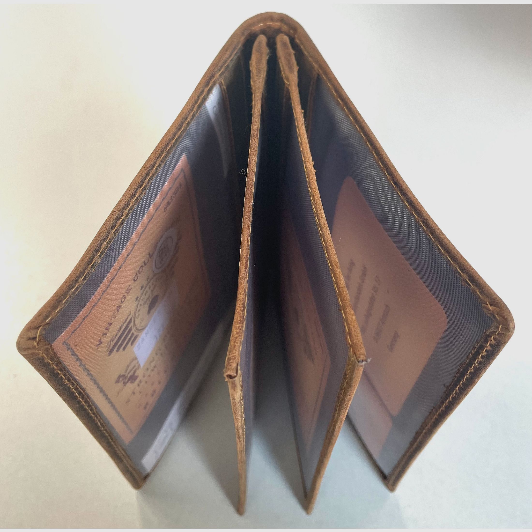 Greenburry 328B-Carp-25 Vintage ID folder 4 pcs. Carp leather brown