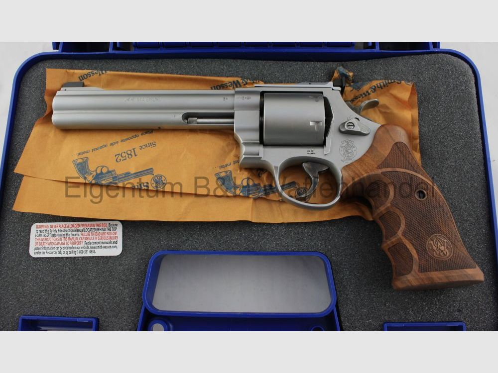 Smith & Wesson	 629 Classic Champion