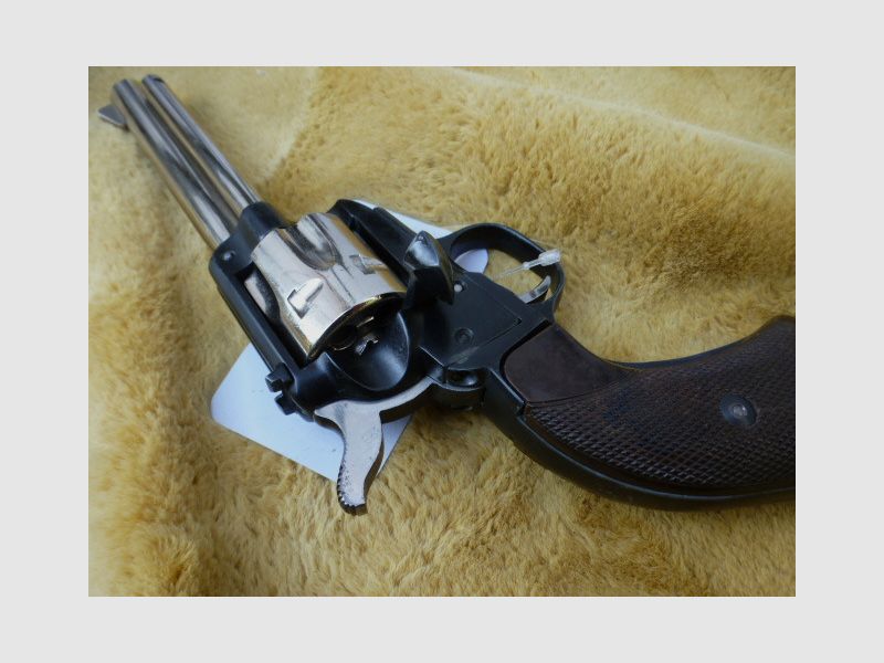 Revolver a singolo azione Reck