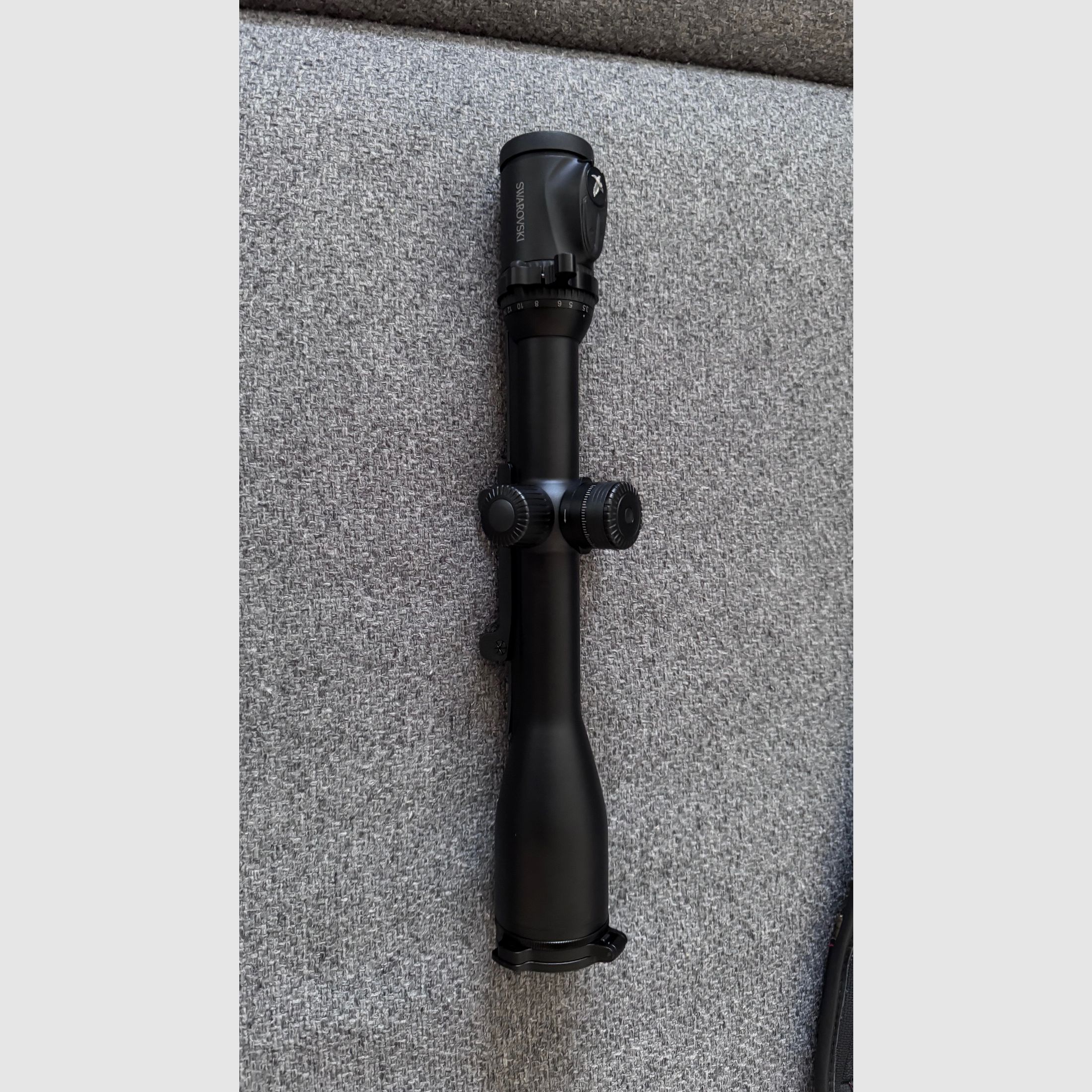Swarovski Z8i 3.5-28 incl. BTF, cover and throw lever