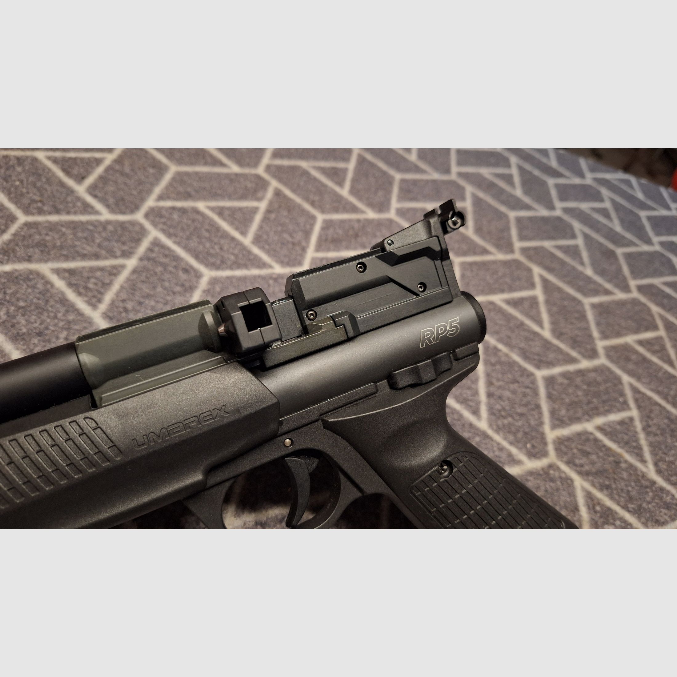 Umarex RP5 4,5 mm CO2 Pump Action mit 2x 5 Schuss Magazinen - Rarität!
