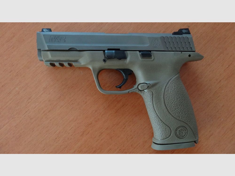 Smith&Wesson SL-PISTOLE : S&W MODÈLE M&P9 VTAC EN TERRE BRUNE PLATE CAL. 9X19 MM, image 2 sur 3
