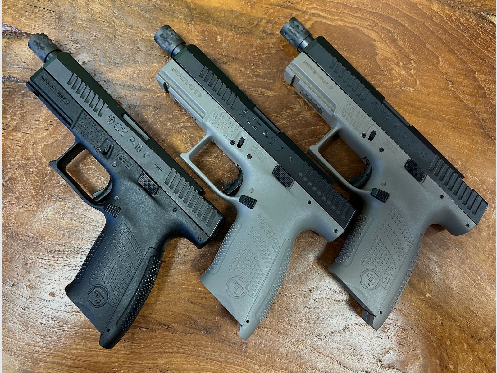 CZ P10C (Laufgewinde) / MEGADEAL