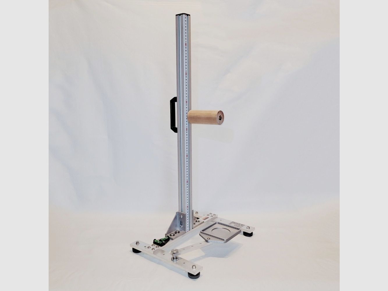 KGF Auflagestativ - Auflageständer Alu H-800-Ultimate mit Buchenholz-Auflage, Waage, Griff, Maßband + Munitionshalter
