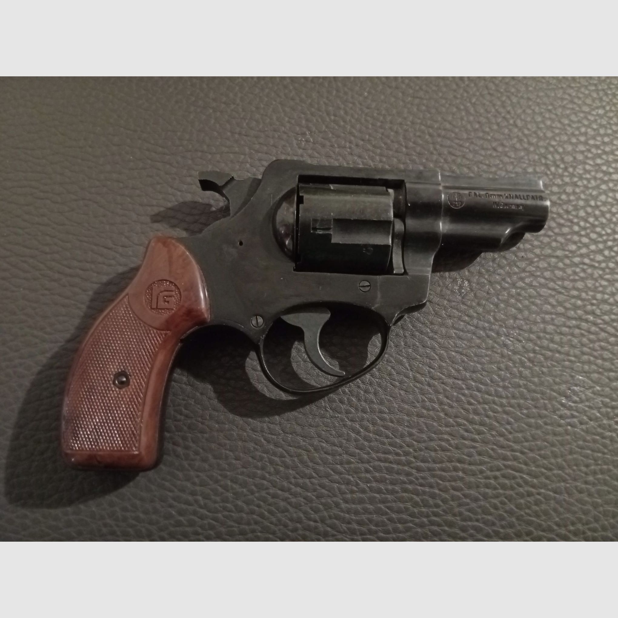 Röhm RG 79 9mm Knall Schreckschusspistole