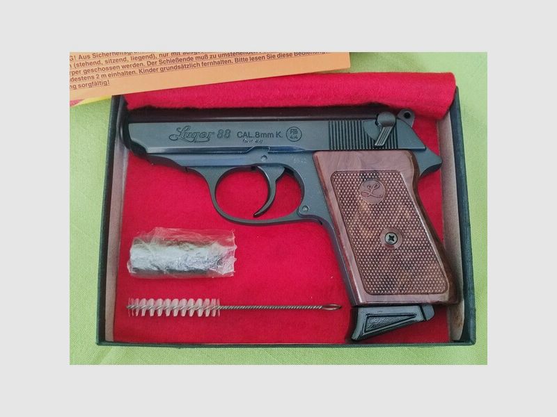 Luger 88 PTB 414 (Neu/neuwertig) plus Munition und Zubehör