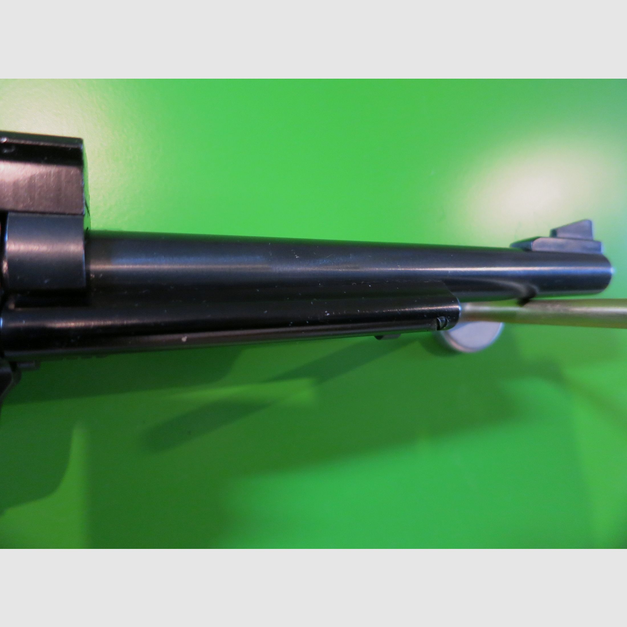 Revólver occidental, Sturm Ruger & Co., modelo Blackhawk, cañón de 7,5", .30 Carbine, riel Weaver #52-