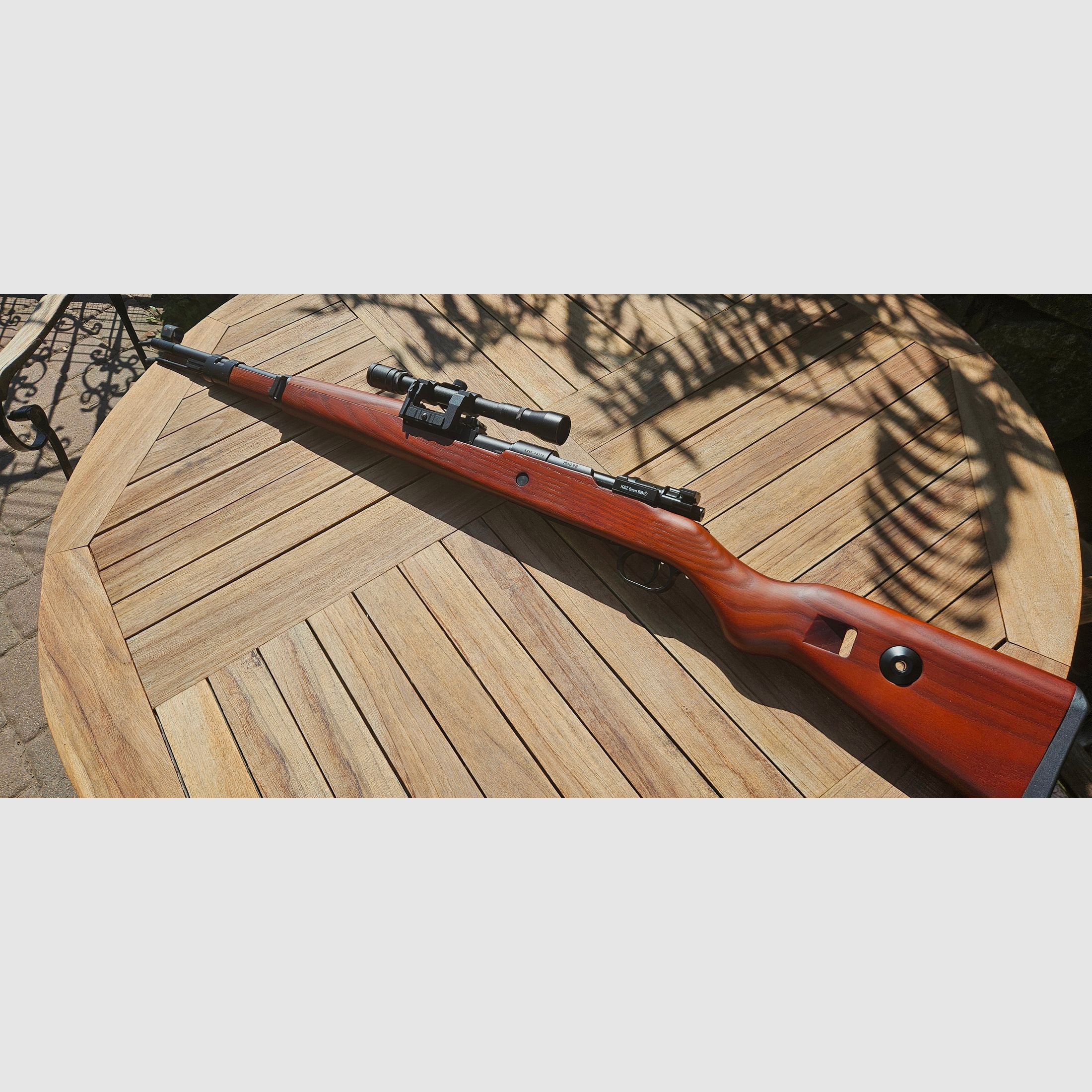 G&G Airsoft Karabiner 98K SE Gas Bolt-Action Gewehr mit Hülsenauswurf 6mm BB Echtholz-Version