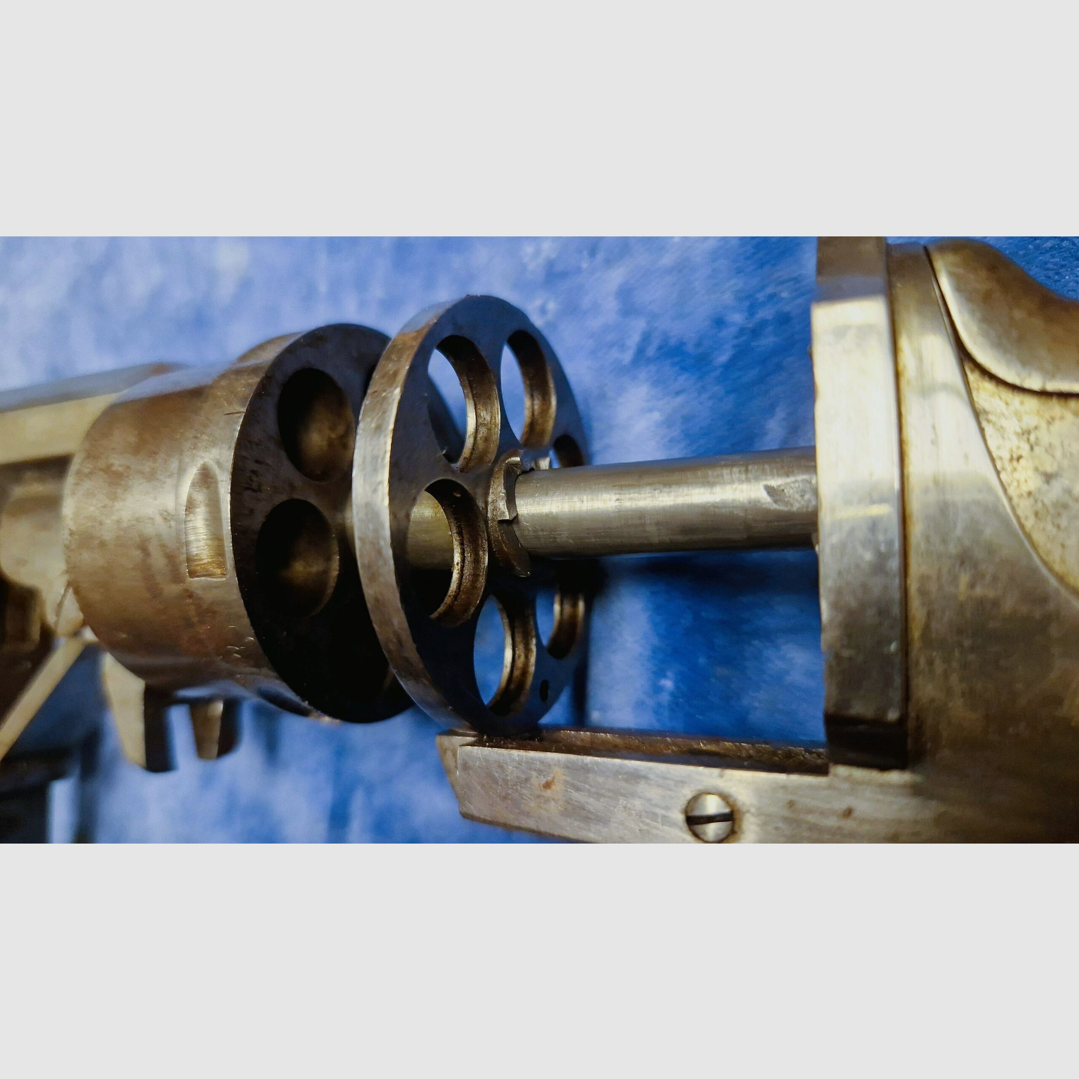 Revolver Galand modèle 1868, image 7 sur 12