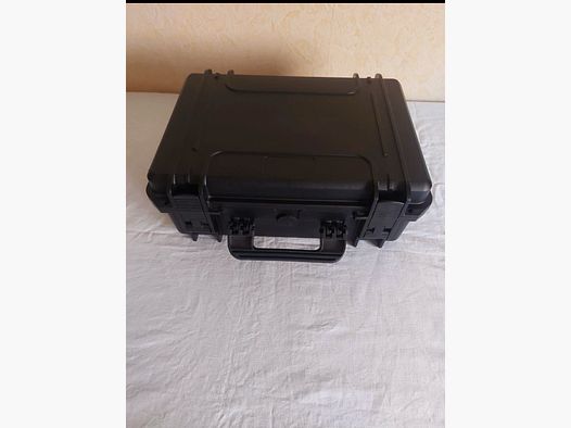 Hartschalenkoffer Modell 430 (19 Liter)