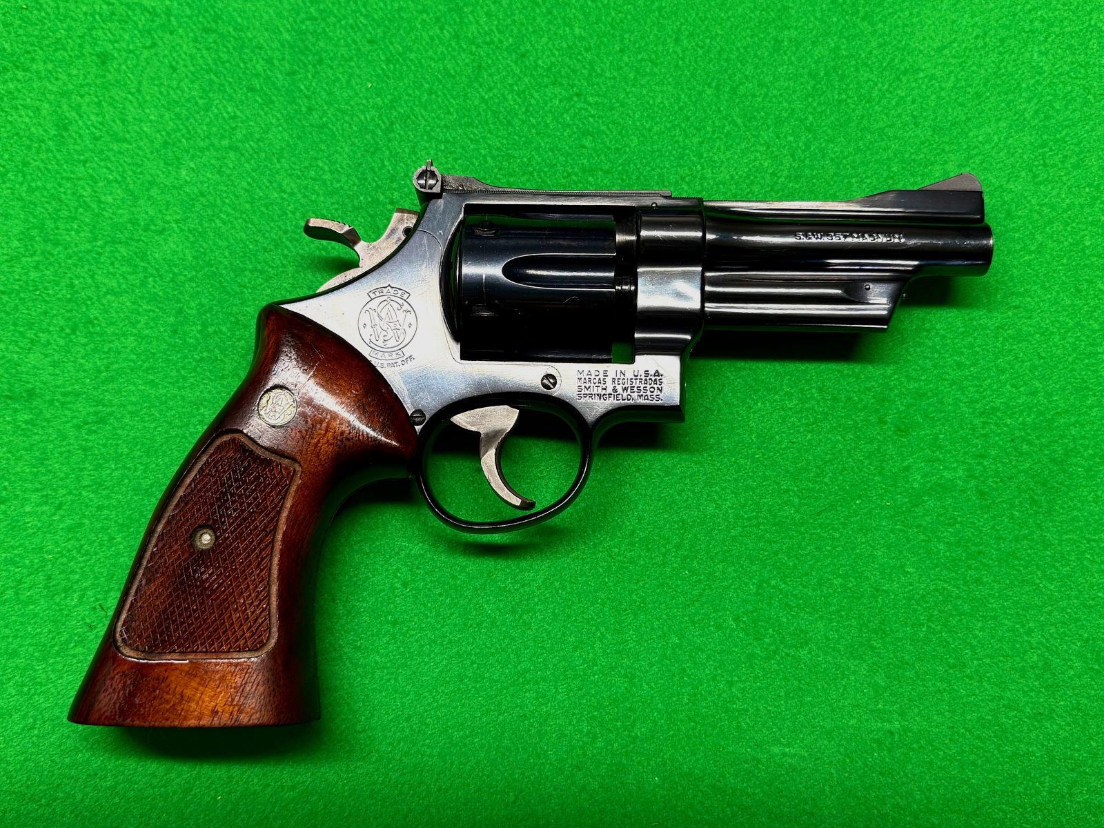 Smith & Wesson 27-2 - Kaliber .357 Mag