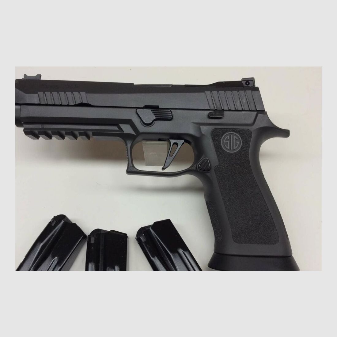 SIG Sauer Sig Sauer P320 OR met holster 9mmLuger