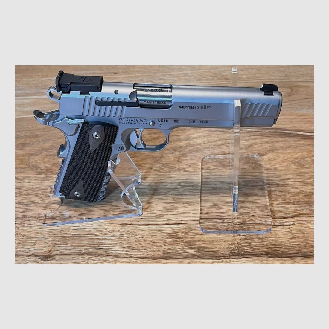 SIG Sauer 1911 9mm Luger