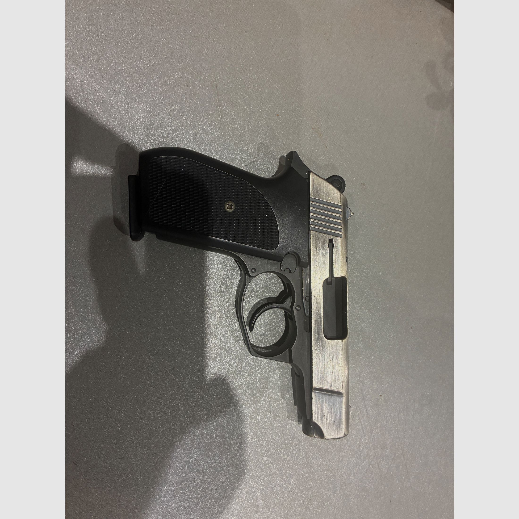 RÖHM RG P88, Bild 2 von 3