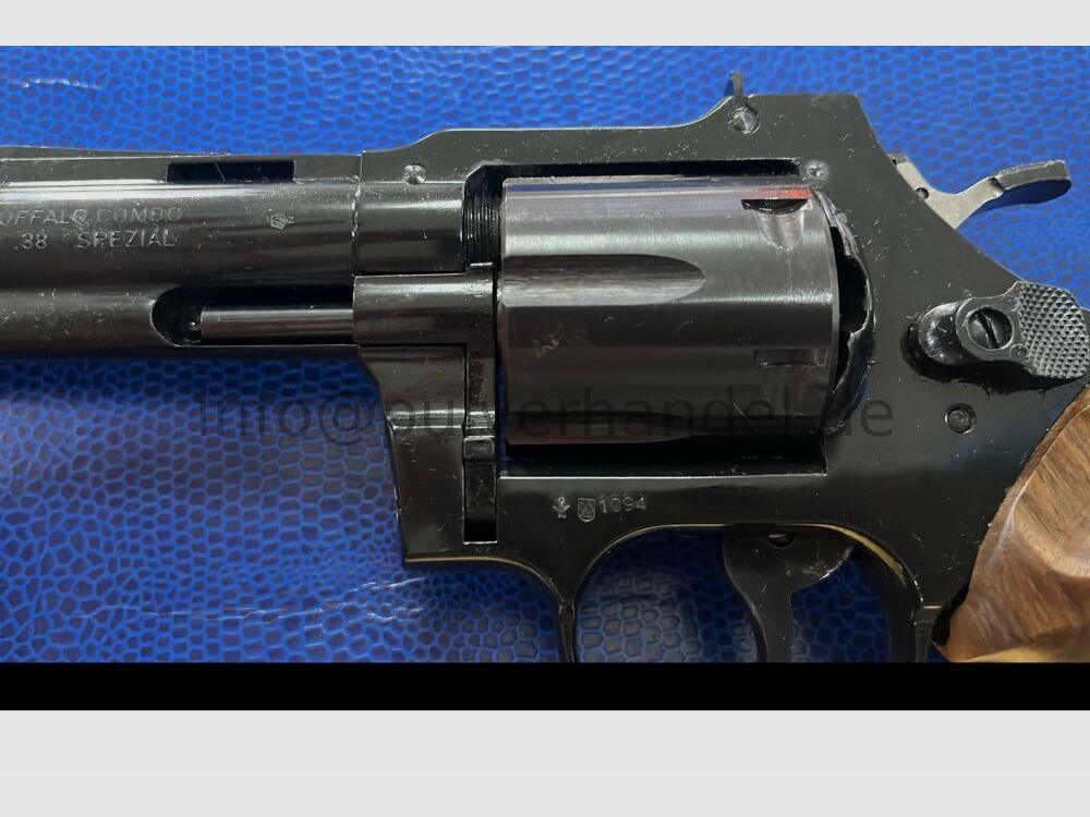 .38 Buffalo Combo con sistema intercambiabile .22 lr .38Special con sistema intercambiabile .22 lr H. SCHMIDT OSTHEIM