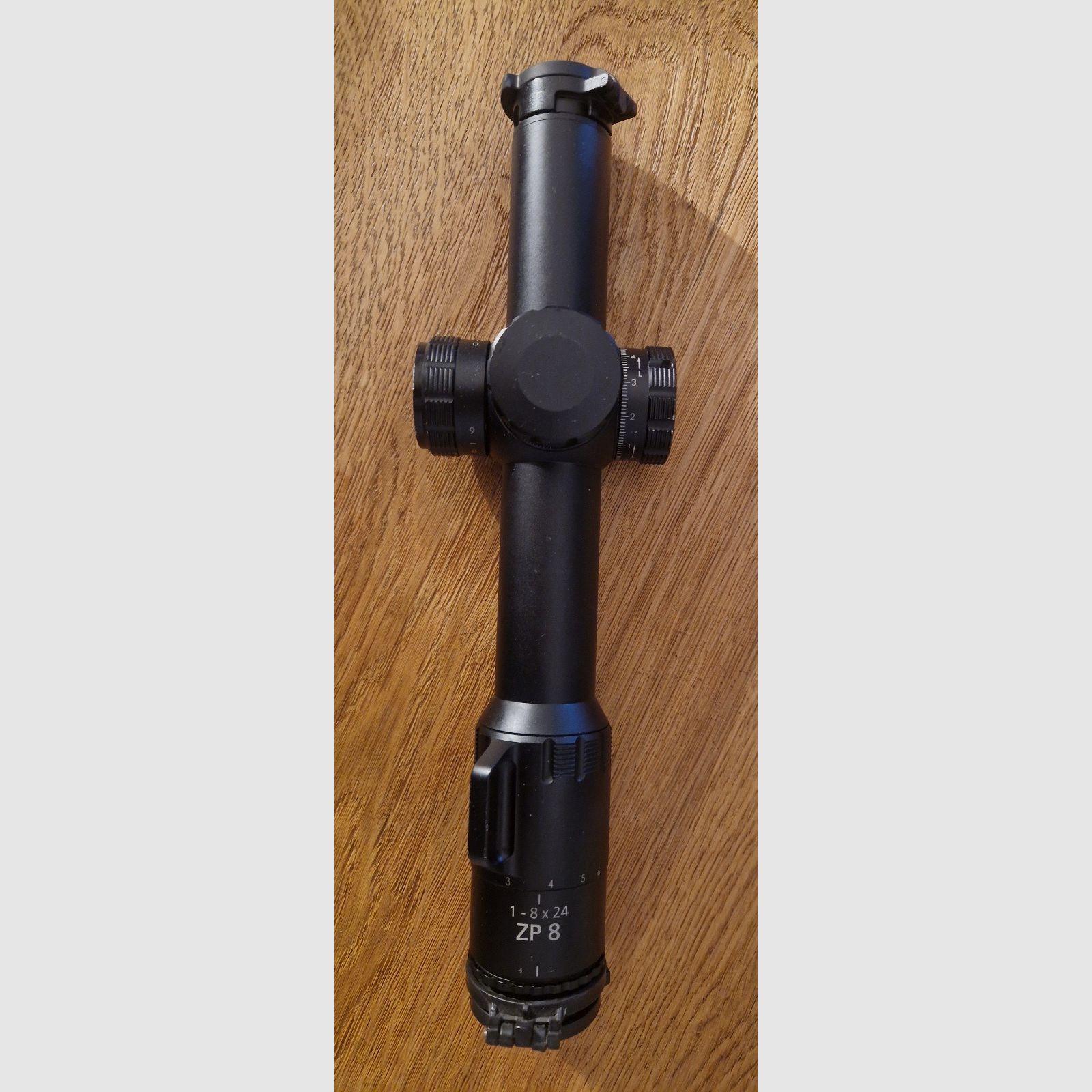 Minox ZP8, Bild 1 von 4