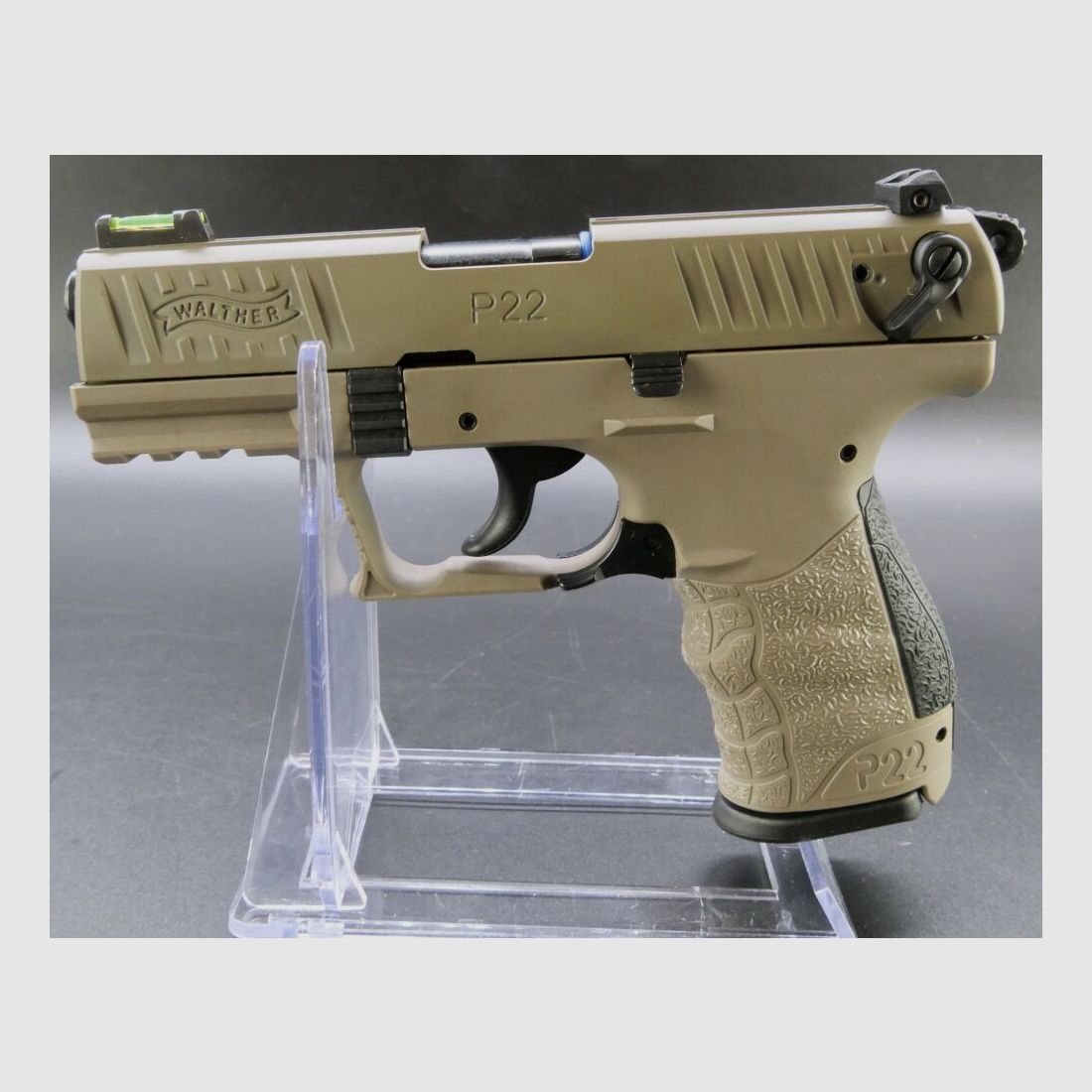 Vorführwaffe P22 QD 3,42" FDE .22lr	 .22lr