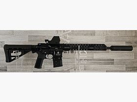 Schmeisser AR15 M4FL 14,5" Negro Cal. .223Rem con Red-Dot Falke LE + SD - Producto nuevo del comercio especializado