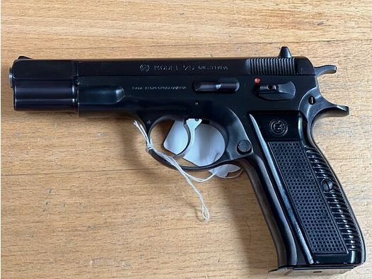 Kommissionen Pistole CZ 75 brüniert