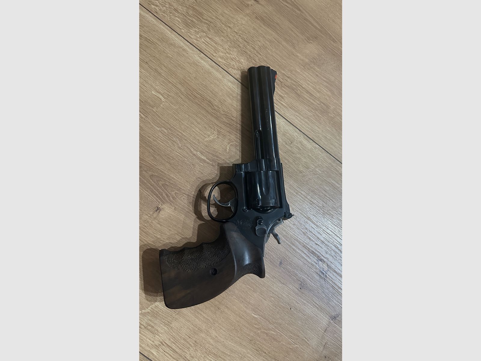 Smith & Wesson mod. 596-3