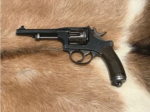 Waffenfabrik Bern Rewolwer 1882 kaliber 7.5mm używany