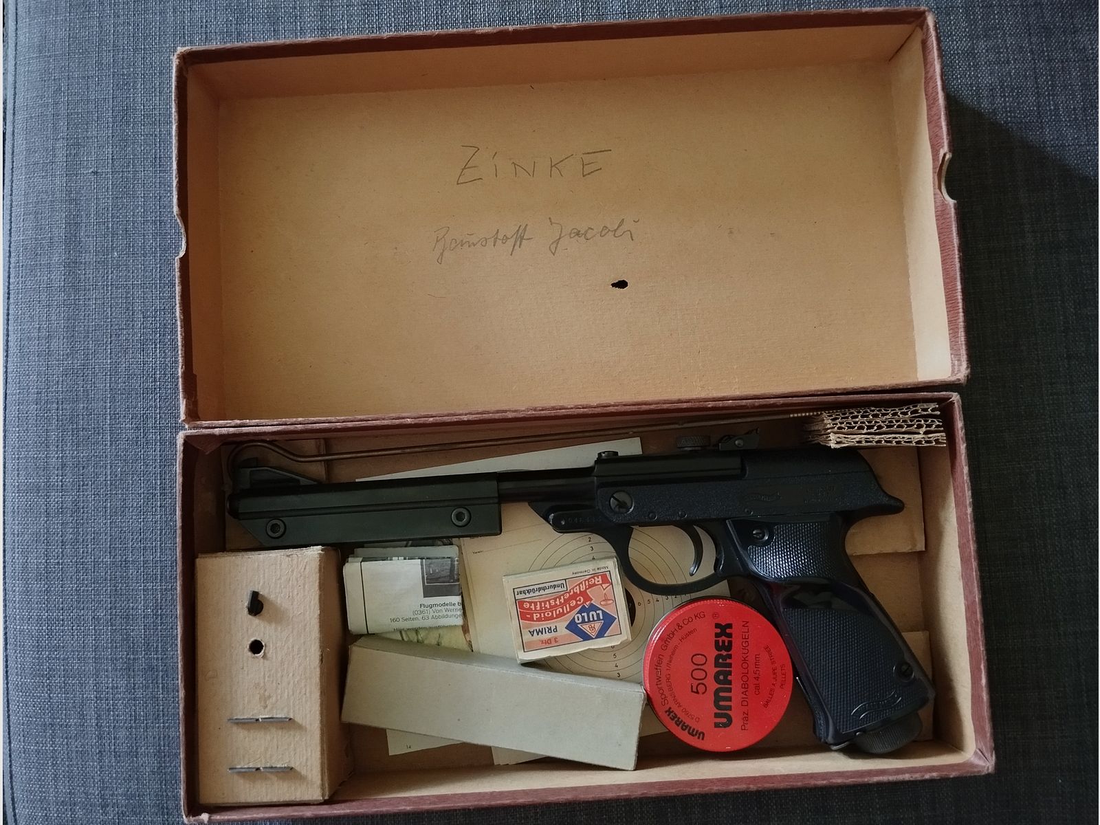 Walther LP Mod. 53 Kal. 4,5mm zwart zeer goede staat in de originele doos + accessoires