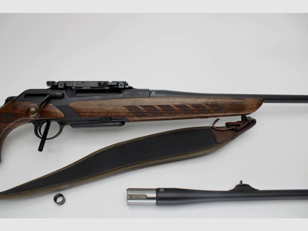 Merkel RX HELIX BLACK DS mit Wechsellauf und HLX Dämpfer und Dentler Basis	 .308Win + 8x57JS