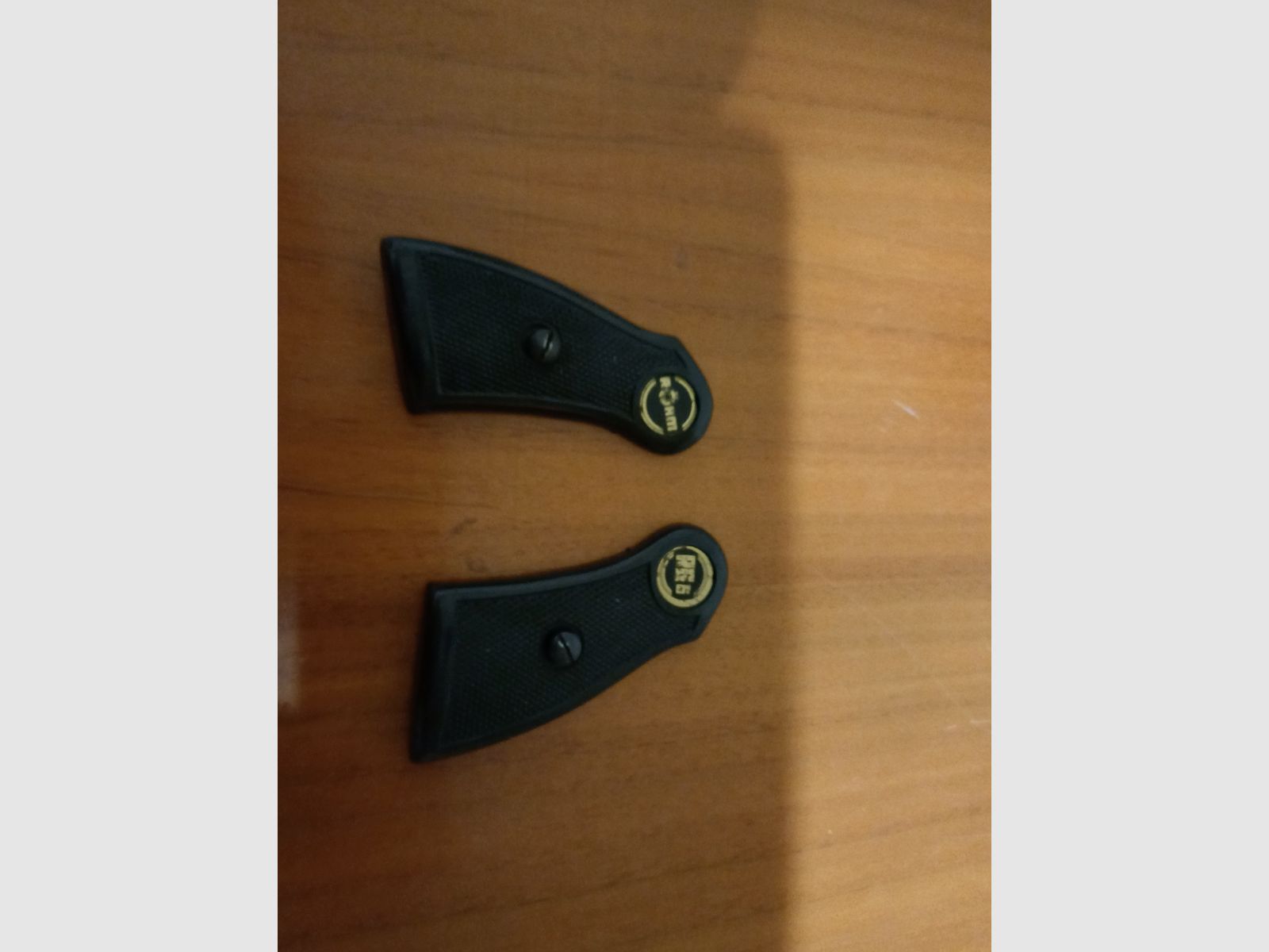 Röhm RG 6 impugnature