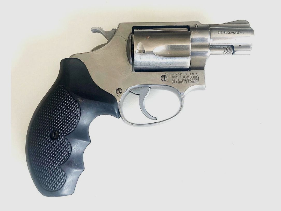 Smith & Wesson 60
