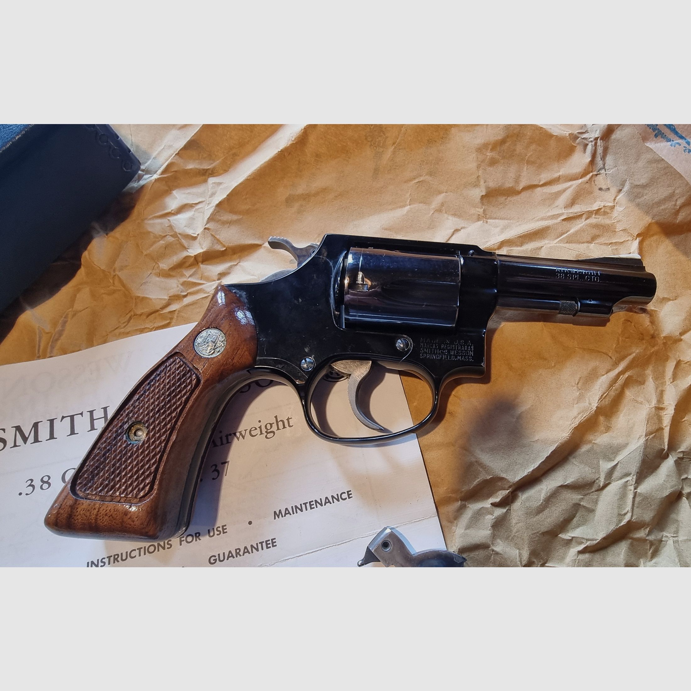 Smith & Wesson Mod. 37 Chiefs Special Airweight Kal .38 Special