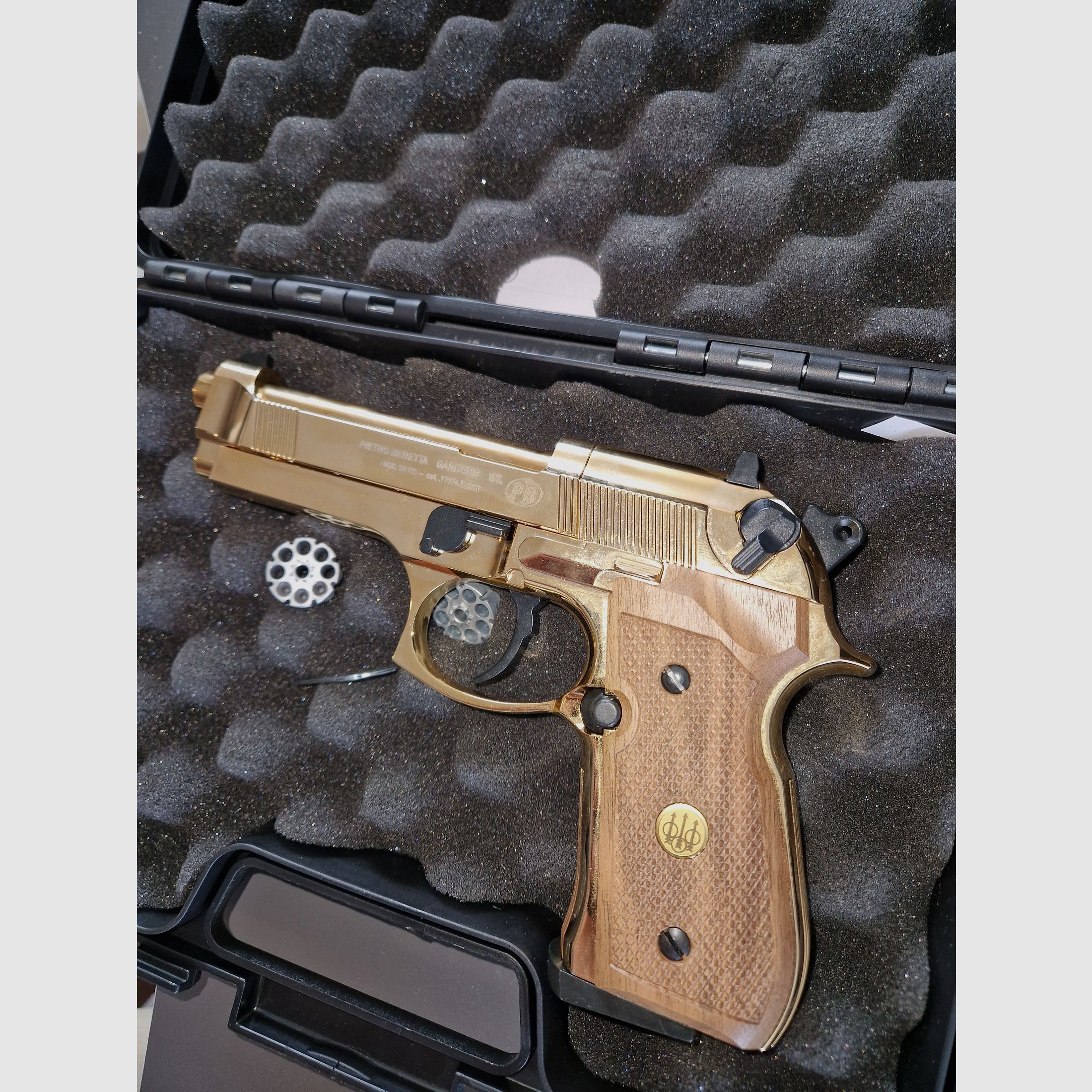 Gold beretta 92fs 4,5 diabolo, immagine 2 di 4