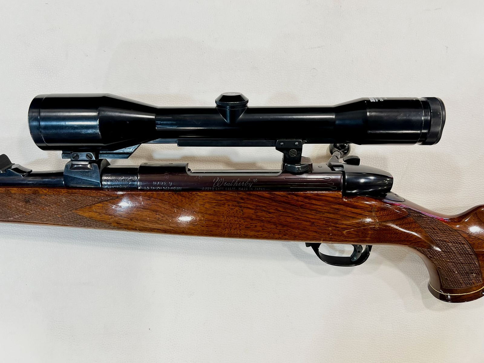 WEATHERBY MARK V – 300 WBY. MAG., image 5 of 7